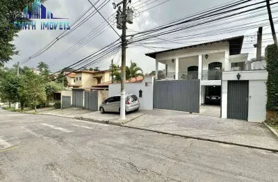 Casa 4 suítes, salão, escritório, adega, 7vagas (4 cobertas).granja vianna.