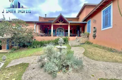 Casa térrea, rústica e única! terreno 1.754m².  3 dorms. + suíte hóspedes!