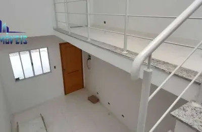 Sobrado novo, 2 suítes, 2 vagas, salão, vista, no parque ipê km 19.