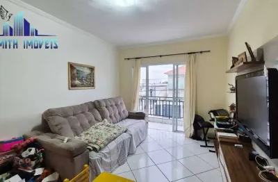 Casa no vila deste.  3 dorms (1 suíte), 3 vagas. pronta com armários.