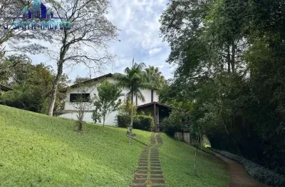 Casa 4 dorms (2 suítes), condomínio conceito americano. Granja viana