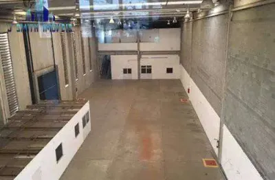 Barracão / Galpão / Depósito para alugar na Alameda Rio Preto, Tamboré, Barueri