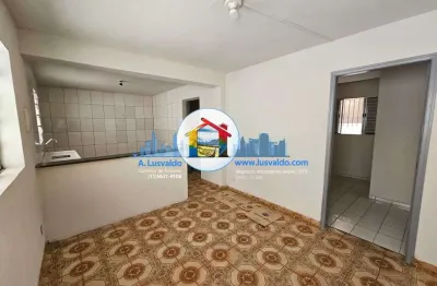 Casa térrea com 2 dormitórios próximo da ag. da caixa na vila joaniza