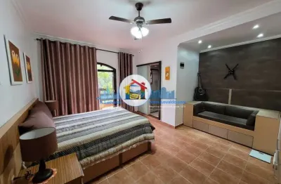 Sobrado de 156m² com 3 dormitórios, sala de festas, sacadas e 2 vagas no cooperativa!