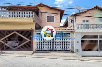 Sobrado com 2 dormitórios, porão, edícula e 2 vagas no jardim itapura
