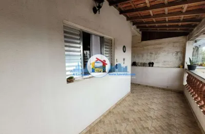Sobrado com 2 dormitórios e 2 vagas no jardim itapura