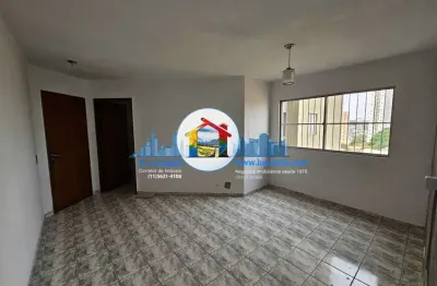 Apartamento espaçoso com 2 dormitórios e 1 vaga na Cidade Ademar!