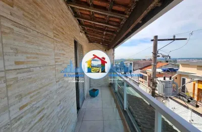 Sobrado com 3 dormitórios, sacada e ainda mais 1 moradia com 2 dormitórios, terraço e vaga pra 2 carros no Jardim Thelma