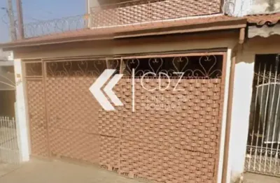 Casa com 4 quartos para alugar na Vila Fleury, Sorocaba 