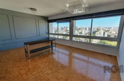 Apartamento com 4 quartos, vaga de garagem, no bairro moinhos de vento, poa/rs