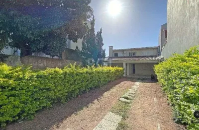 Casa para venda - 120m², 3 dormitórios, sendo 1 suites, 2 vagas - medianeira