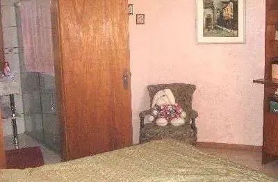 Casa em porto alegre, no bairro jardim isabel, com 4 dormitório(s), à venda.