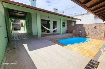 Casa em porto alegre, no bairro vila nova, com 3 dormitório(s), e 3 banheiros, à venda.