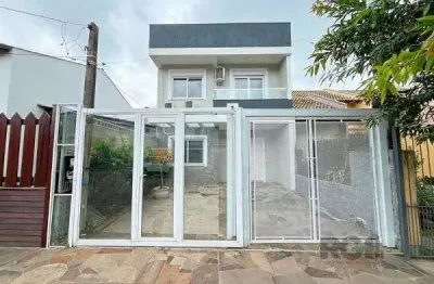 Casa em porto alegre, no bairro hípica, com 3 dormitório(s), e 3 banheiros, à venda.