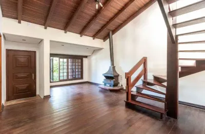 Casa para venda - 280m², 3 dormitórios, sendo 1 suites, 2 vagas - espirito santo
