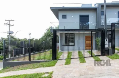 Casa com 3 quartos à venda na Rua Santa Vitória, 550, Tristeza, Porto Alegre