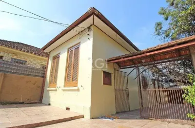 Casa para venda - 90m², 2 dormitórios, 4 vagas - teresópolis