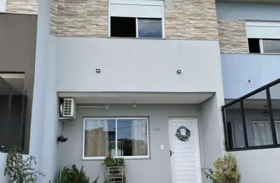 Casa com 3 quartos à venda na Rua Vanderlei da Silva Alves, 470, Mário Quintana, Porto Alegre