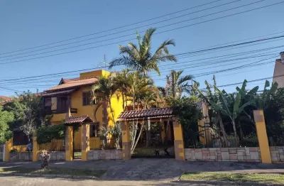 Casa para venda - 693.6m², 5 dormitórios, sendo 3 suites, 4 vagas - hípica