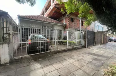Casa com 3 quartos à venda na rua vicente da fontoura, 1030, rio branco, porto alegre, 281 m2 por r$ 750.000