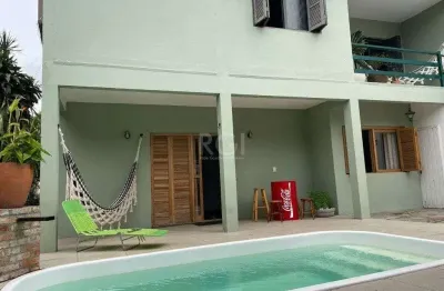 Casa para venda - 260m², 3 dormitórios, sendo 2 suites, 2 vagas - nonoai