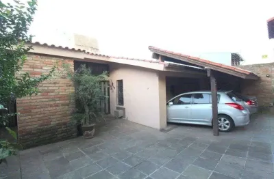 Casa com 3 quartos à venda na Rua Professor Clemente Pinto, 720, Medianeira, Porto Alegre