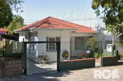 Casa com 3 quartos à venda na Avenida Icaraí, 390, Cristal, Porto Alegre