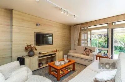 Casa para venda - 235m², 4 dormitórios, sendo 1 suites, 2 vagas - azenha