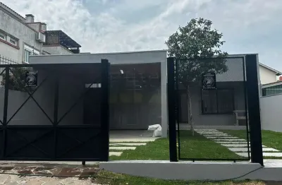 Casa com 3 quartos à venda na Rua Doutor Pereira Neto, 837, Tristeza, Porto Alegre