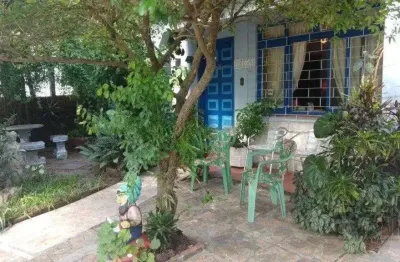 Casa com 3 quartos à venda na Rua Vicente Ferreira Gomes, 476, Sarandi, Porto Alegre