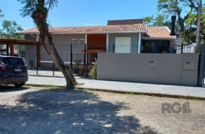 Casa com 3 quartos à venda na Rua Gabriel Mascarello, 50, Teresópolis, Porto Alegre