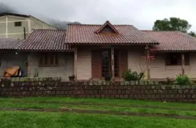 Casa em porto alegre, no bairro campo novo, com 3 dormitório(s), e 3 banheiros, à venda.