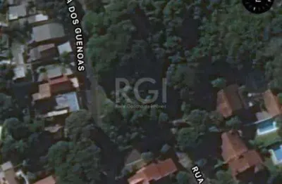 Terreno à venda na Rua dos Guenoas, 300, Guarujá, Porto Alegre