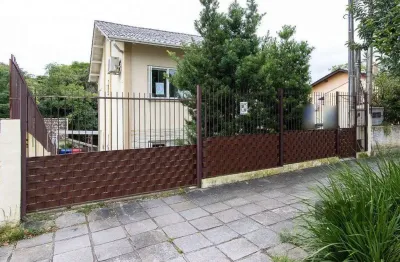 Casa para venda - 132.55m², 3 dormitórios, sendo 1 suite, 5 vagas - teresópolis