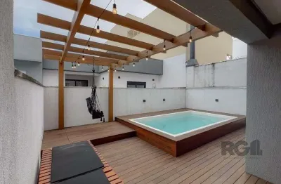 Encantadora residência em condomínio fechado no bairro hípica.