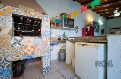 Casa em condomínio fechado com 3 quartos à venda na Avenida Eduardo Prado, 2050, Cavalhada, Porto Alegre