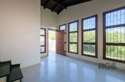 Casa com 3 quartos, suite, pátio - bairro espírito santo - potro alegre (rs)