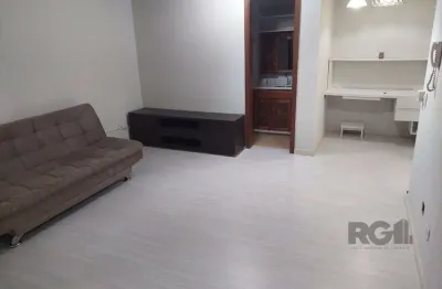 Kitnet / Stúdio à venda na Avenida Saturnino de Brito, 380, Vila Jardim, Porto Alegre