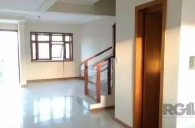 Casa com 2 quartos à venda na Rua Hugo Nelson Magalhães, 139, Parque Santa Fé, Porto Alegre