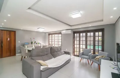 Casa 03 dormit (suíte e closet) e 4 vagas, na vila ipiranga, em porto alegre, rs