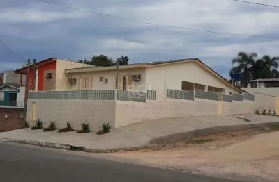 Casa para venda - 103.38m², 2 dormitórios, sendo 1 suites, 3 vagas - cecília, porto alegre