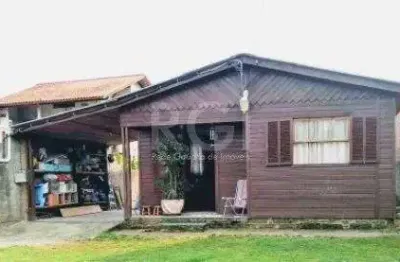 Casa com 2 quartos à venda na Rua Casemiro de Souza, 80, Vila Nova, Porto Alegre