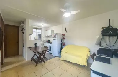 Apartamento com 2 quartos, com 1 vaga, no bairro vila nova, porto alegre/rs