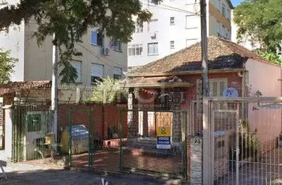 Terreno à venda na Rua Professor Carvalho Freitas, 731, Teresópolis, Porto Alegre