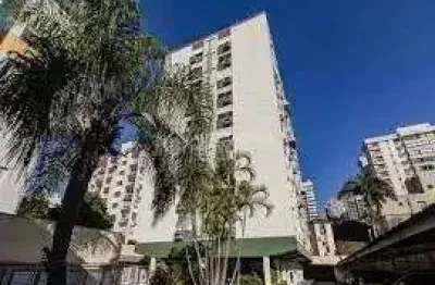 Apartamento de 72m² com 2 dormitórios, no bairro no bairro mont serrat.