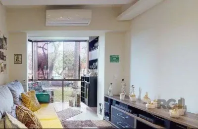 Apartamento com sacada e vaga no partenon em porto alegre-rs