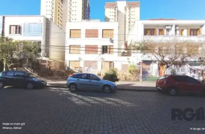 Apartamento de 01 dormitórios no bairro menino deus