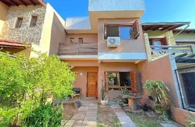 Casa em porto alegre, no bairro hípica, com 3 dormitório(s), e 3 banheiros, à venda.