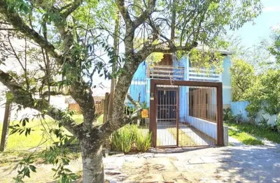 Casa em Porto Alegre, no bairro Hípica, com 2 dormitório(s), e 2 banheiros, à venda.