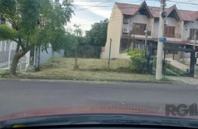 Terreno à venda na Rua Doutor Sady Soares, 69, Guarujá, Porto Alegre